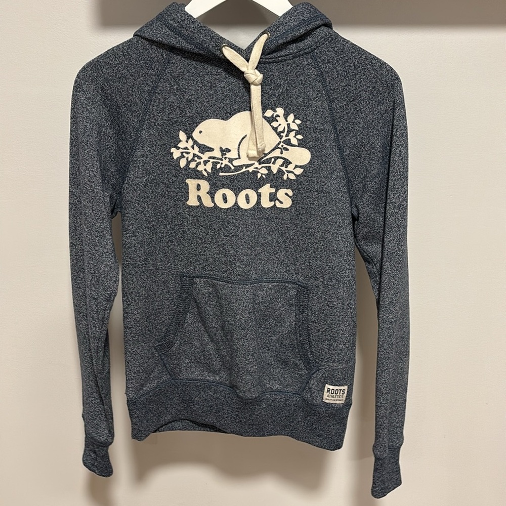 Roots hoodie.